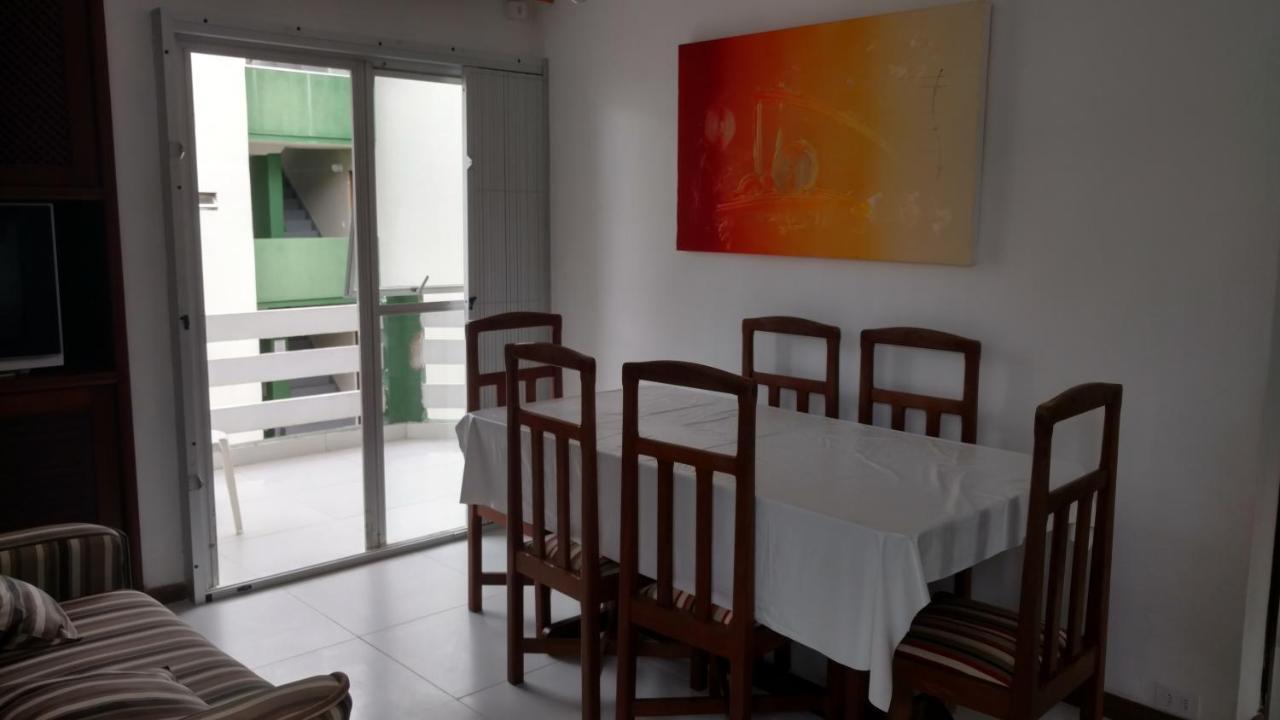 Apto Espetacular A 50 M Do Mar Em Condominio Com Piscinas Maravilhosas Guaratuba Exterior photo